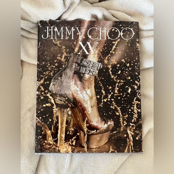 Trio of luxury fashion Books Chanel, Dior, & Jimmy Choo. - Picture 4 of 6